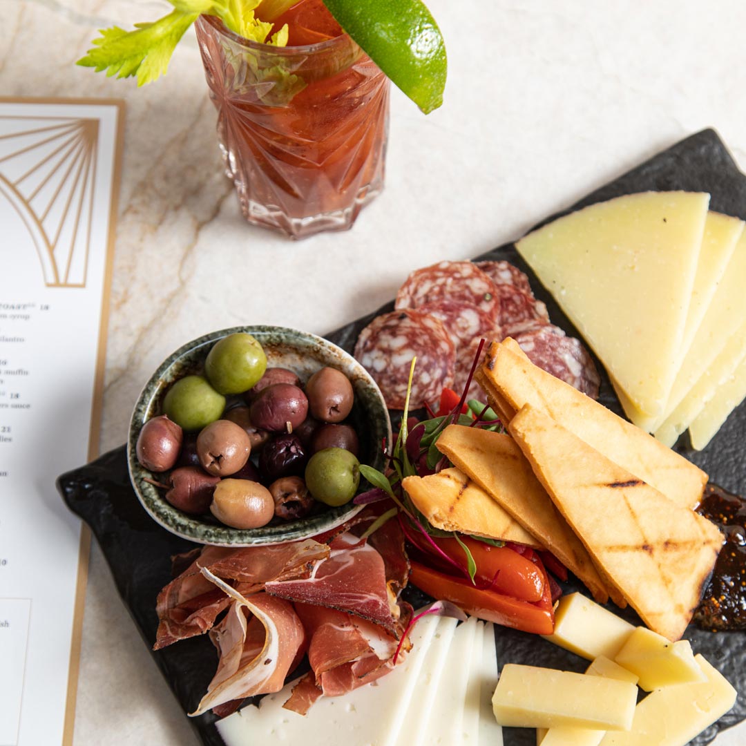 Endless Bubbles & Brunch at Aqimero