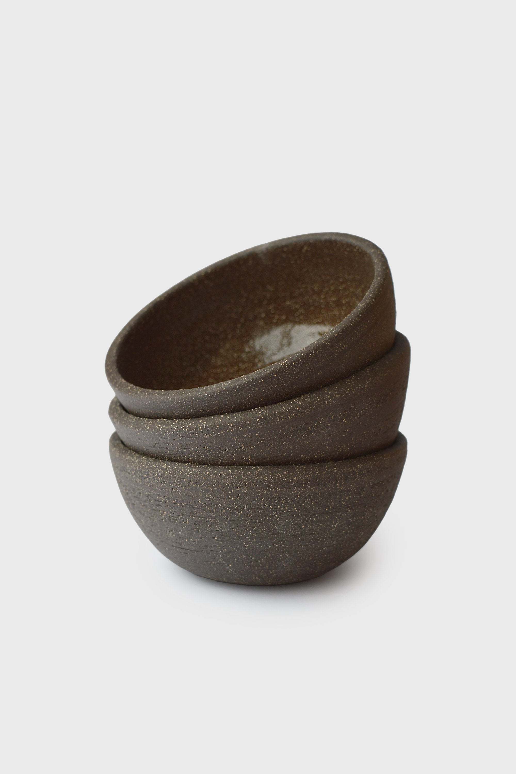 Handmade Dark Stoneware Bowl "Pumpernickel"